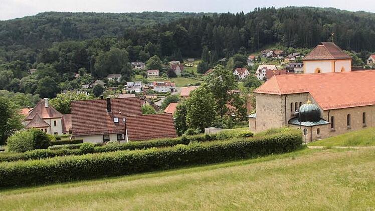 Niedermirsberg liegt idyllisch. Bei der Bürgerversammlung sagten die Mühlbachtaler, dass auch hier der Schuh drückt.  Foto: Josef Hofbauer