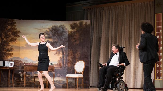 Szene aus dem Stück "Ziemlich beste Freunde"Foto: Mariell Dörrschmidt