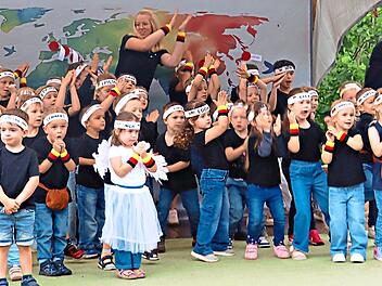 Das Programm beim Sommerfest des Kindergartens Modschiedel machte den Kindern sichtlich Spa&szlig;.Roland Dietz