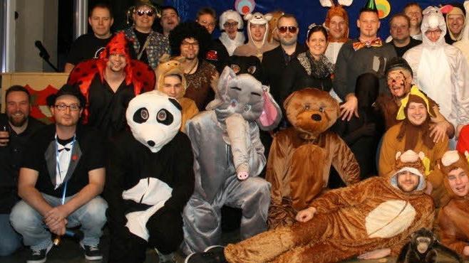 Zahlreiche Darsteller bereicherten den Kappenabend der Fuschter Euls.   Foto: Fuschter Euls