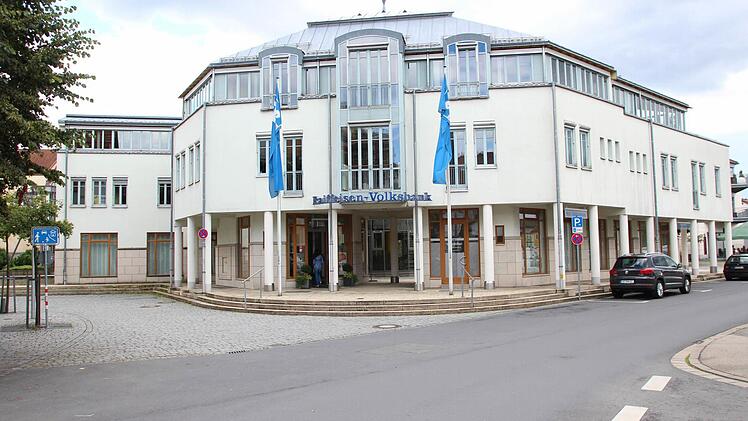 Die Raiffeisenbank in Kronach  Foto: Friedwald Schedel