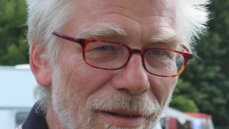 Gustav Adolf (60 Jahre, aus Freiburg): "... ich einfach immer neue Sachen sehen muss. Ich dürfte alle Länder dieser Erde gesehen haben. Als ich 39 Jahre alt war, waren es schon 196 Länder. Dann habe ich aber aufgehört zu zählen."
