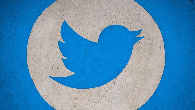 Der Kurznachrichtendienst Twitter blieb vergleichsweise unaufgeregt. Foto: Ole Spata,dpa