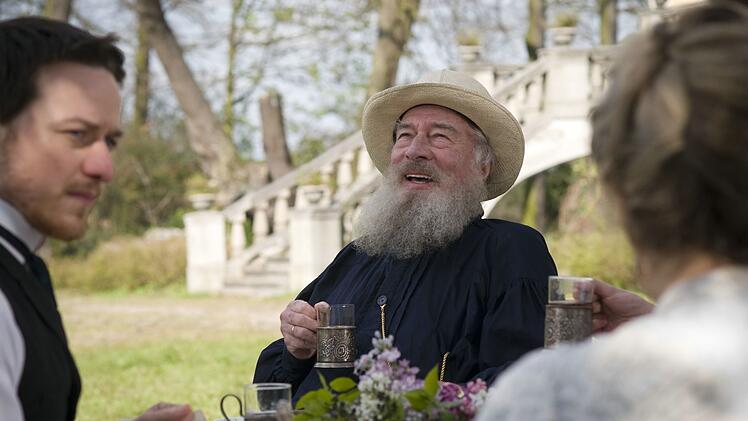 Christopher Plummer als Leo Tolstoi in "Ein russischer Sommer": "Wurde auch Zeit!", kommentierte der Schauspieler, als er f&uuml;r die Rolle des russischen Schriftstellers erstmals f&uuml;r einen Oscar nominiert wurde.