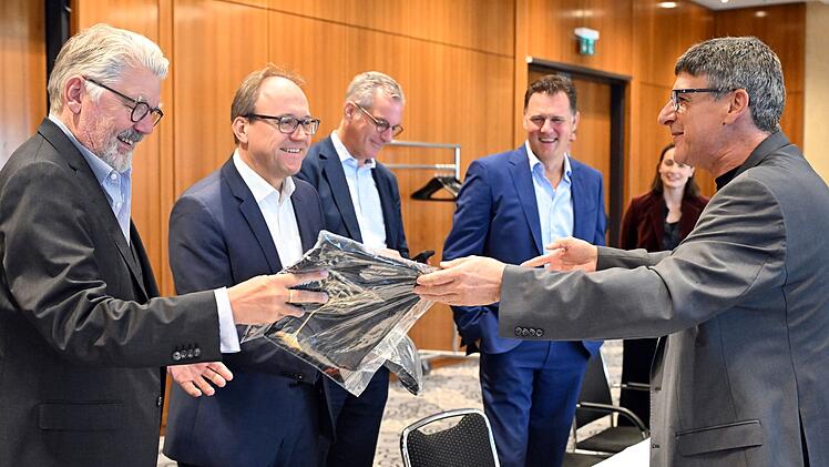 Tarifverhandlungen für die Stahlindustrie beginnen