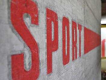 Die Instandhaltung von (Schul-)Sportstätten - hier ein Bild aus der Burgkunstadter Obermainhalle - gehört zu den Aufgaben des Landkreises als Sachaufwandsträger mehrerer Schulen. Archivbild: Matthias Hoch