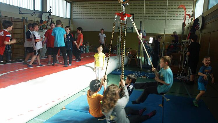 Erlebnisturnen mit integrativem Aspekt beim TSV Ebenhausen. Foto: Stefan Geiger