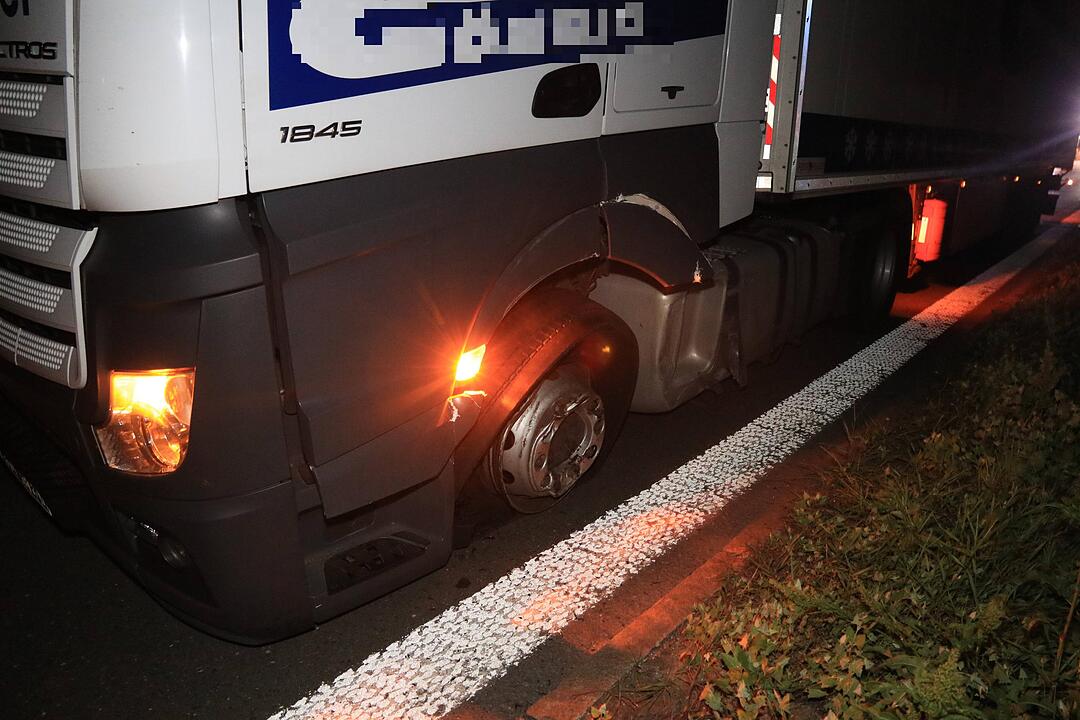 A73 bei Bamberg: Auto überschlägt sich