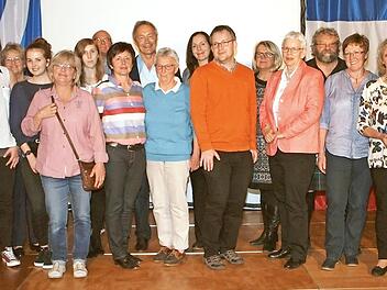 Der Vorstand des Städtepartnerschafts-Komitees Foto: alfred Thieret