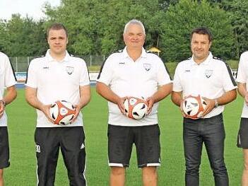 Das neue Vorstandsteam der JFG Steigerwald (v.l.): 1. Vorstand Ingo Bäuerlein, 3. Vorstand Marc Liebscher, 5. Vorstand Manfred Denzler, 4. Vorstand Peter Pfohlmann, 2. Vorstand Alois Fuchs  Foto: p