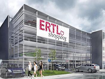 So wird sich das Parkhaus am Ertl-Zentrum von der Emil-Kemmer-Straße aus präsentieren. Vorlage: Fa. Goldbeck
