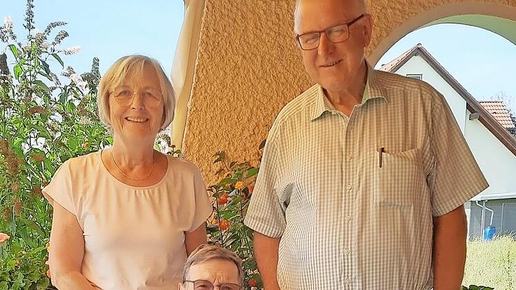 Auch Bürgermeister Klaus Homann war unter den Gratulanten und brachte dem Jubelpaar die Glückwünsche der Gemeinde.