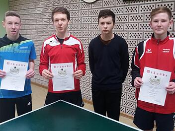 Die vier besten Jungen beim Bezirksranglistenturnier waren (von links) Fabian Dietrich, Sieger Lorenzo Valvason, Christoph Fredrich und Johannes Scherbel vom TSV Teuschnitz. Foto: privat