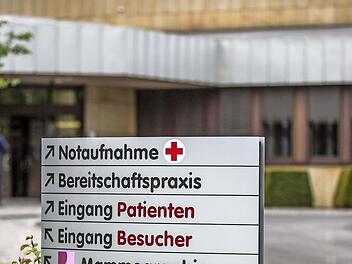 Der Eingangsbereich des Hauses Haßfurt der Haßberg-Kliniken Foto: René Ruprecht
