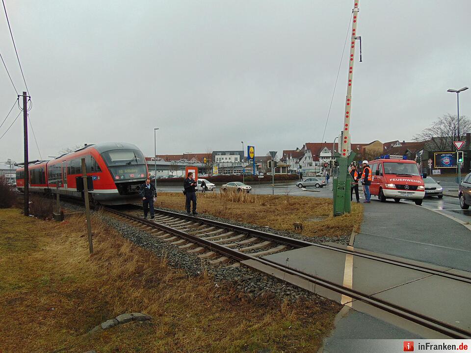 Zug streift Frau in Eschenau