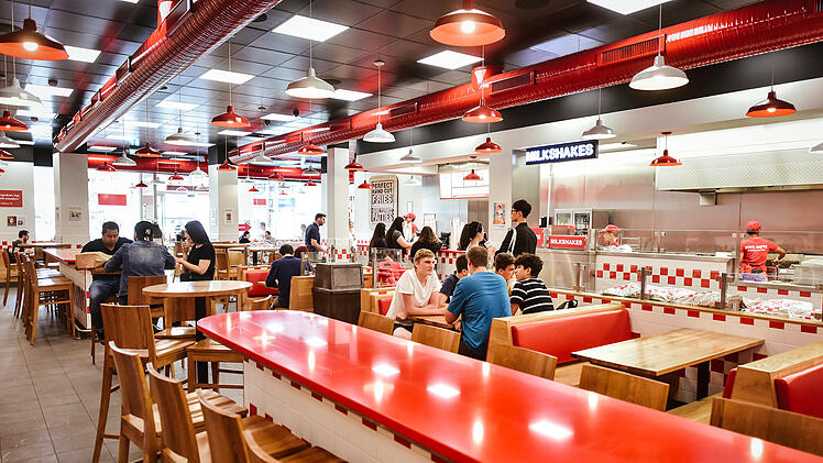 "Five Guys"