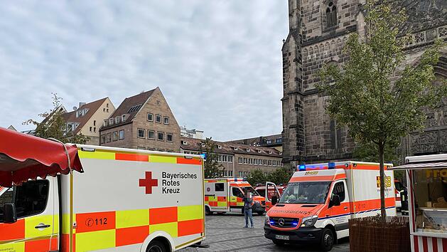 Zwei verletzte Arbeiter nach Verpuffung in Nürnberger Innenstadt
