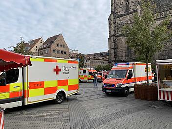 Zwei verletzte Arbeiter nach Verpuffung in Nürnberger Innenstadt