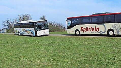 Bus-Begegnung auf der Ausweichroute Fotos: Sandra Trittmacher