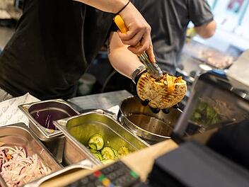 Karlsruhe: Oktopus-D&ouml;ner feiert Premiere