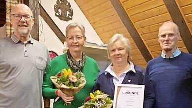 Unser Bild zeigt Georg Schmitt, Elfie Freudenstein, Margitta Rimpel und Norbert Schmitt.