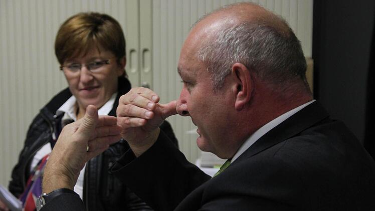 Die Kandidaten Lydia Müller und Peter Ebertsch