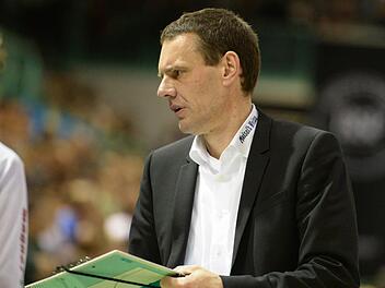 Bayreuths Trainer Michael Koch war nach der Blamage in Göttingen stinksauer.  Foto: Peter Mularczyk