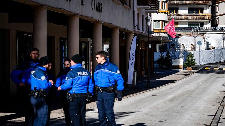 Explosion bei Silvesterparty in Skiort in der Schweiz