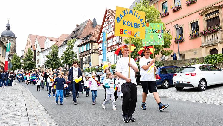 Weitere Eindrücke vom Kinderfestzug  Foto: Matthias Hoch