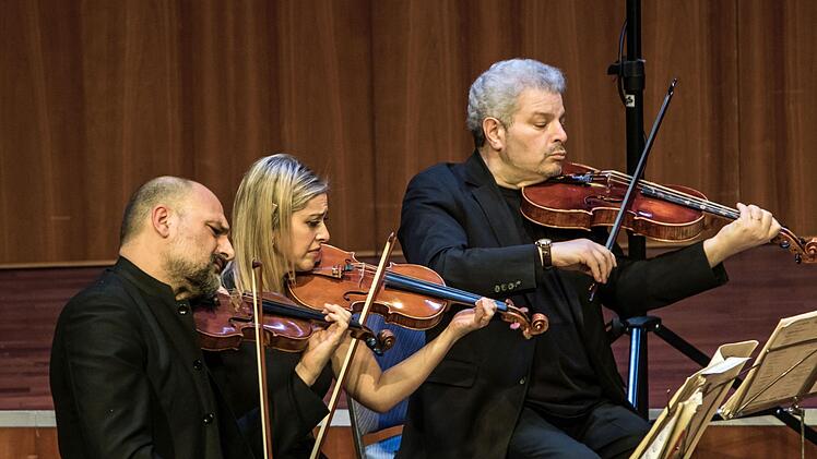 Tolles Coburg-Gastspiel: das Sestetto Stradivari begeisterte im Kongresshaus Rosengarten.Foto: Jochen Berger