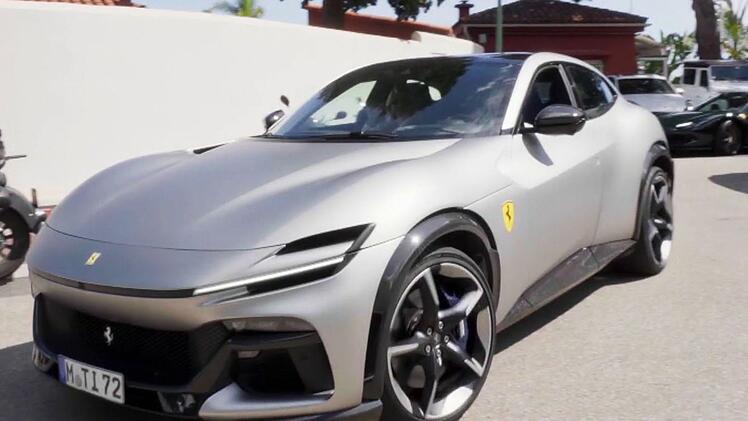 &Uuml;berraschung! Davina und Shania Geiss wollen wir ihren Eltern eine Freude machen - mit einem praktischen Ferrari.