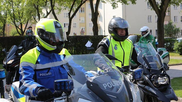 Innenminister Joachim Herrmann zu Gast bei der Motorradsternfahrt. Foto: Barbara Herbst