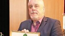 Alt-OB Norbert Tessmer wurde für sein engagiertes Wirken um die Belange der Schützengesellschaft zum Ehrenschützen ernannt.