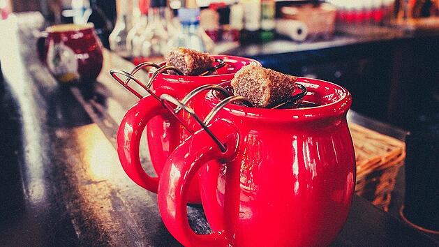 Kater nach Weihnachten und Silvester? Wichtige Tipps f&uuml;r Feiertage ohne Alkohol