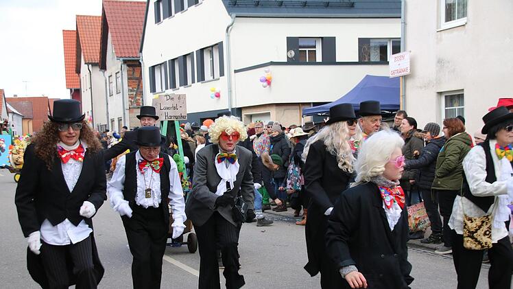 Faschingszug in Poppenlauer.Heike Beudert