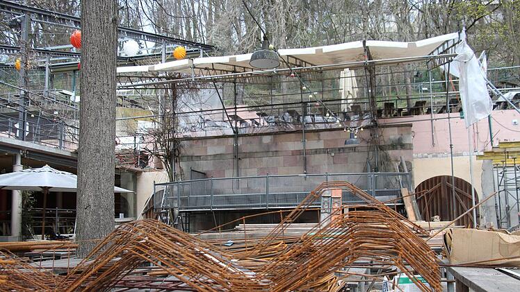 Der Entlas-Keller auf dem Bergkirchweihgelände in Erlangen erwacht aus dem Winterschlaf. Foto: Christian Bauriedel