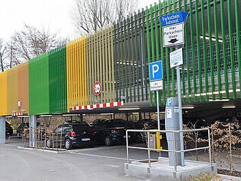 Das Parkdeck an der Sch&uuml;tt ist nach der kurzen Zwangspause wieder offen.  Foto: Bernhard Panzer