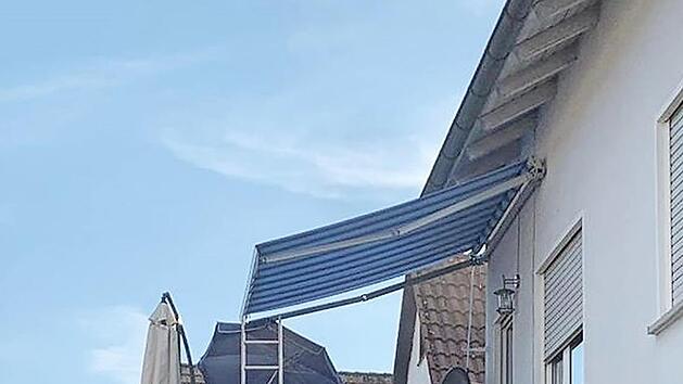 &Uuml;ber den Balkon wurden drei Bewohner gerettet.  Foto: Freiwillige Feuerwehr Ebermannstadt