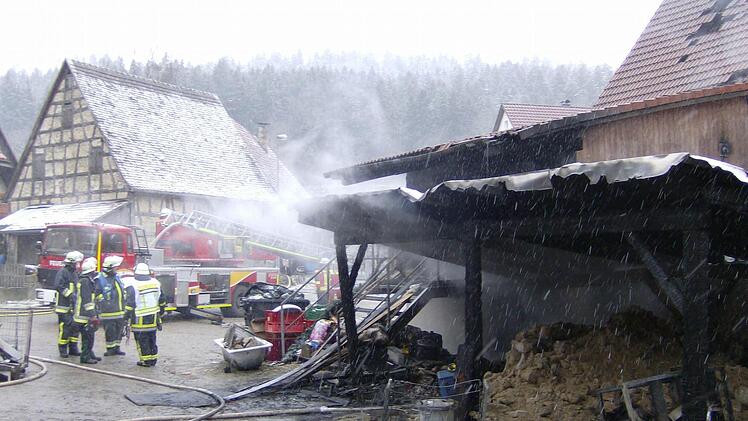 Gaststätte bei Weißenohe hat am 29.1.2015 gebrannt. Foto: Petra Malbrich