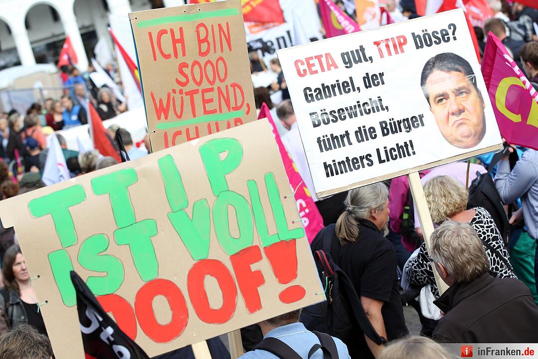 Demonstration gegen die Handelsabkommen