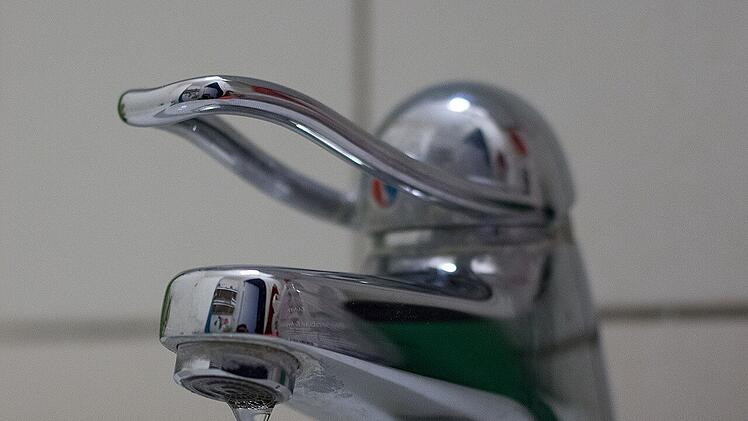 Der Klassiker: Ein tropfender Wasserhahn