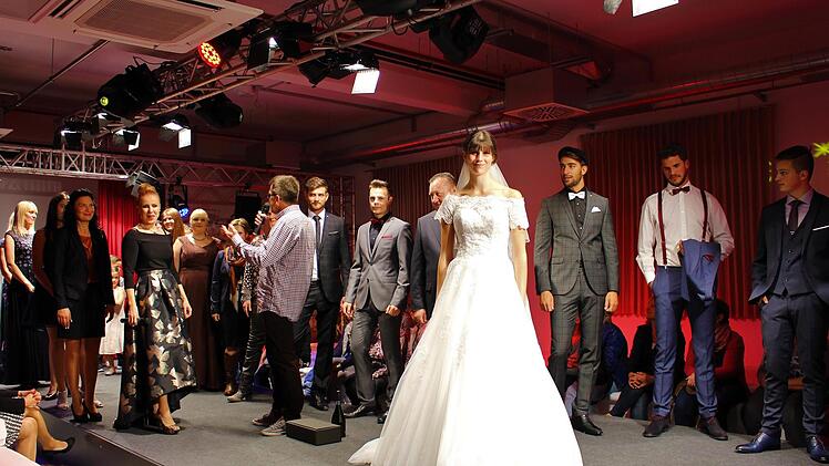 Beim Finale: Johannes Murk dankt allen für die gelungene Show  Evi Seeger