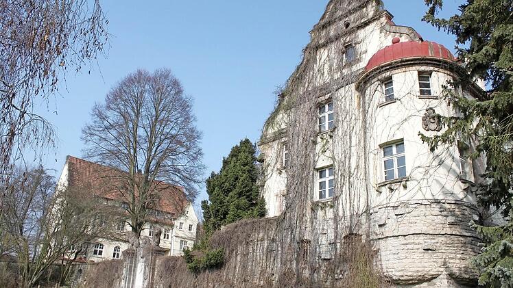 Es kommt wieder Bewegung in die Neugestaltung des schlossähnlichen Ensembles in Hornschuchshausen. Foto: Archiv/Jürgen Gärtner