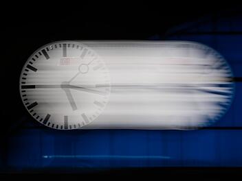 Beginn der Sommerzeit 2026 - in diesem Jahr fr&uuml;her