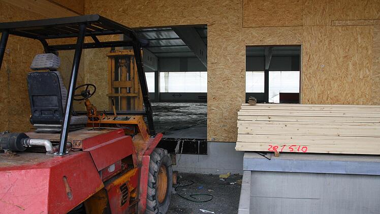 Verschiedene Höhen erleichtern das Verladen der Produkte.