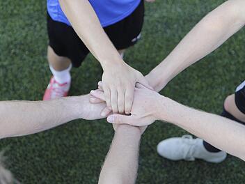 Immer mehr Fu&szlig;ball-Vereine suchen sich Kooperationspartner. Jannik Reutlinger