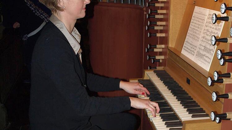 Die Orgel spielte Christine Raab.