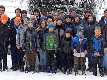Das Winterlager der Pfadfinder vom Stamm König Artus war für alle Beteiligten ein faszinierendes Abenteuer. Vorne rechts im Bild ist Stammesführer Felix Bär zu sehen.  Foto: Rainer Glissnik