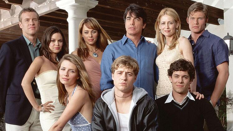 In "O.C., California" spielte Mischa Barton (vorne links) die verw&ouml;hnte Marissa Cooper und wurde zum Star.