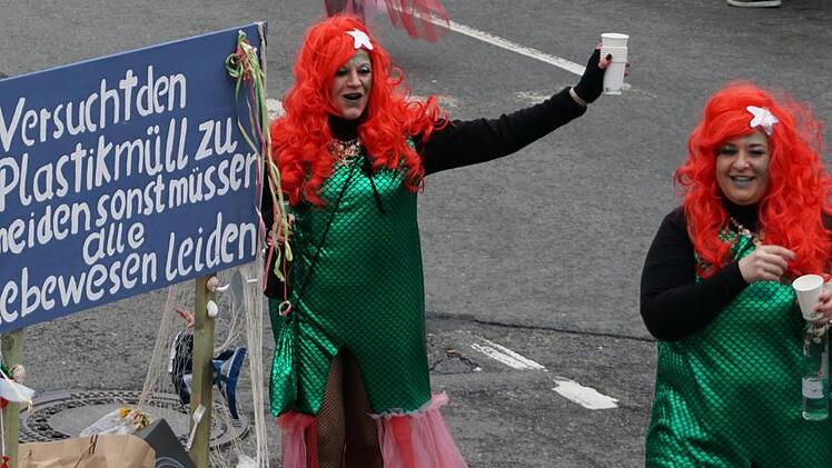 Die Laafer Kerwasbum mit einer Mahnung Foto: Johannes Michel